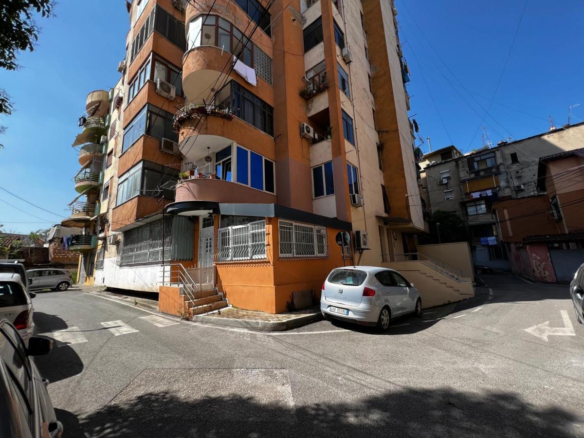 شقة Tirana Main Square المظهر الخارجي الصورة